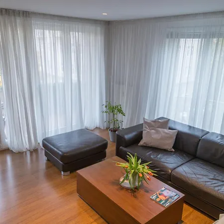 Centre Jakubovo, 5min Walk To Nivy Station, 12min Drive From Airport * Bratislava