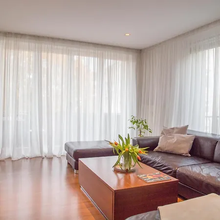 Centre Jakubovo, 5min Walk To Nivy Station, 12min Drive From Airport Apartment